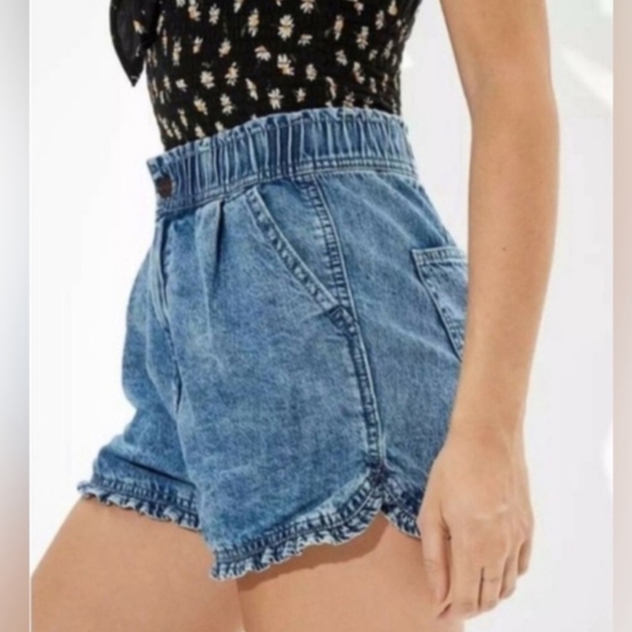 American Eagle Mom denim shorts hem stitch waist size 6 - Picture 6 of 6